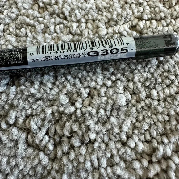 Avon Glimmersticks Chromes Eye Liner - Striking‎ Emerald - Picture 3 of 3